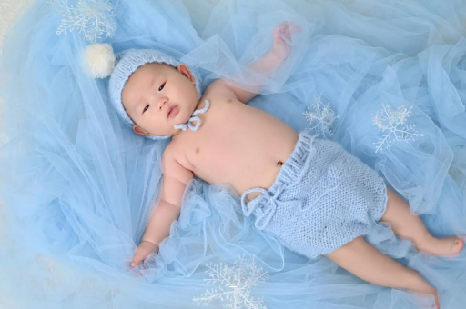 辽阳宝宝间歇性斜视