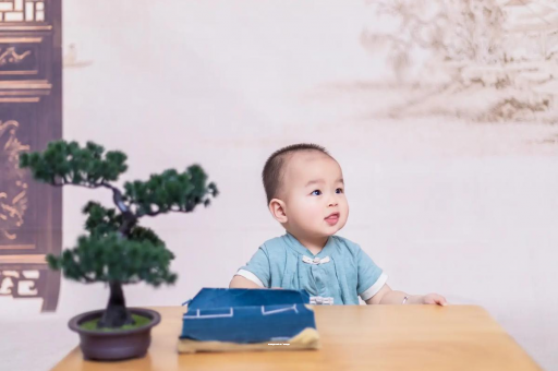 辽阳宝宝喊肚子疼怎么回事